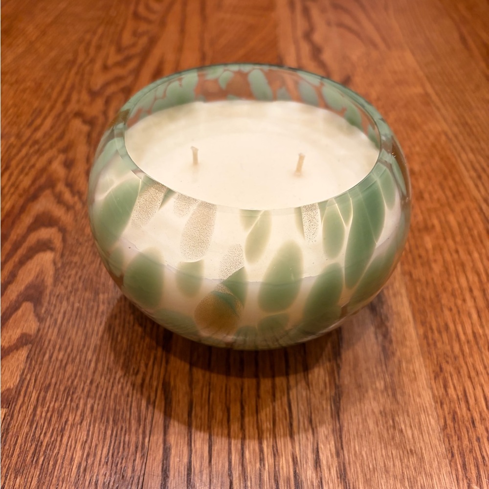Green and Cream Decorative Candle - Botanical Gardens Scent
